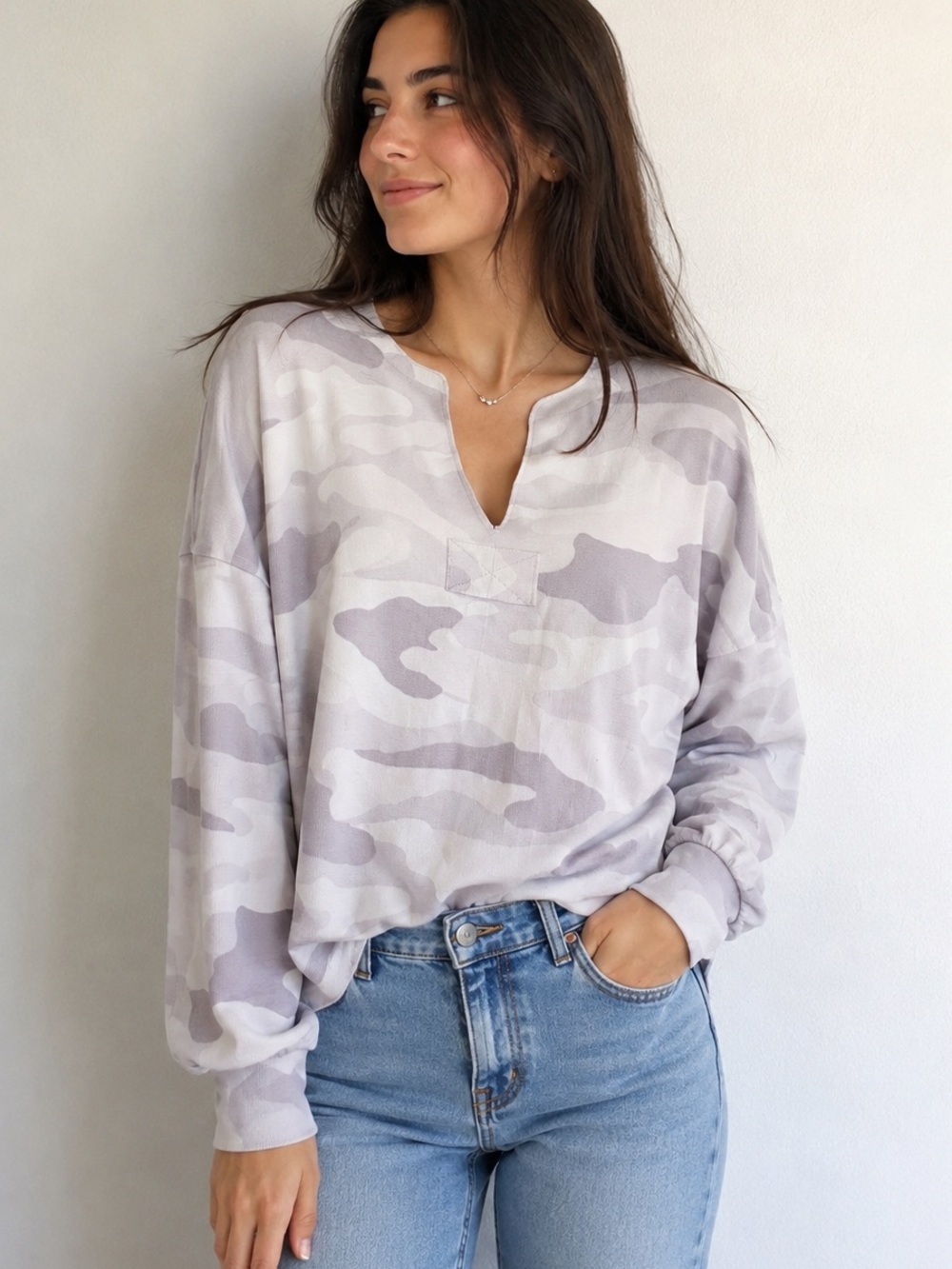 Arizona Jean Co🌷Camo V-Neck Long Sleeve Top Size S Soft Cozy